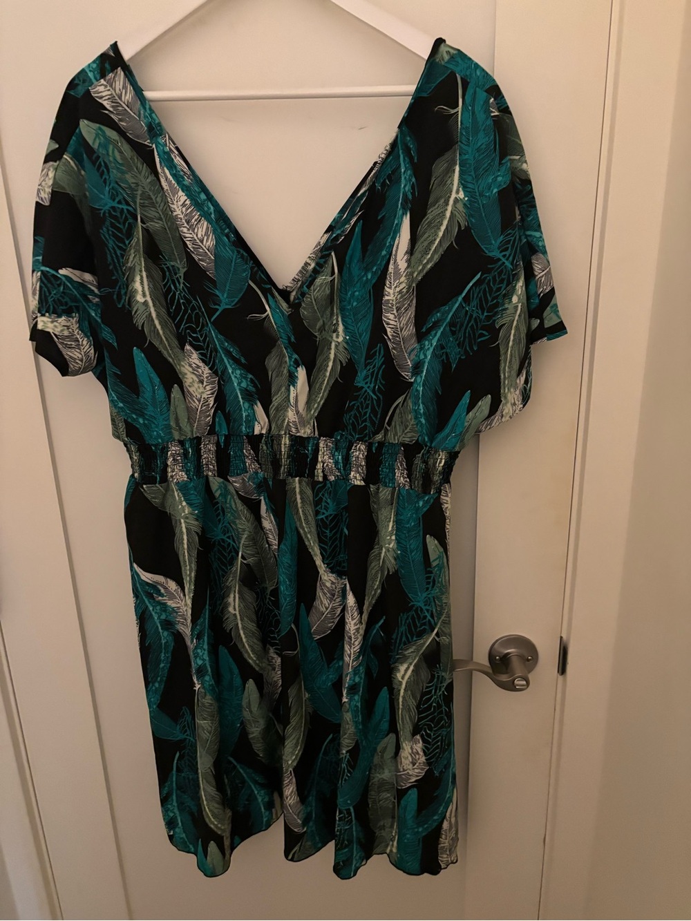 SHEIN Teal & Black Feather-Print Mini Dress
